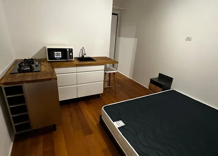 Poggiofranco Διαμέρισμα *